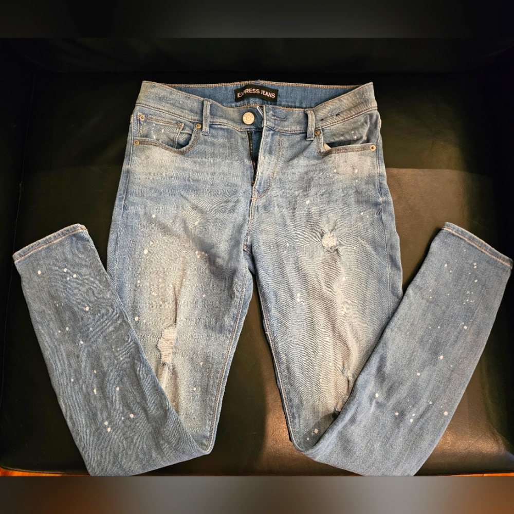 Express light blue with white splatter mid rise legging Jean